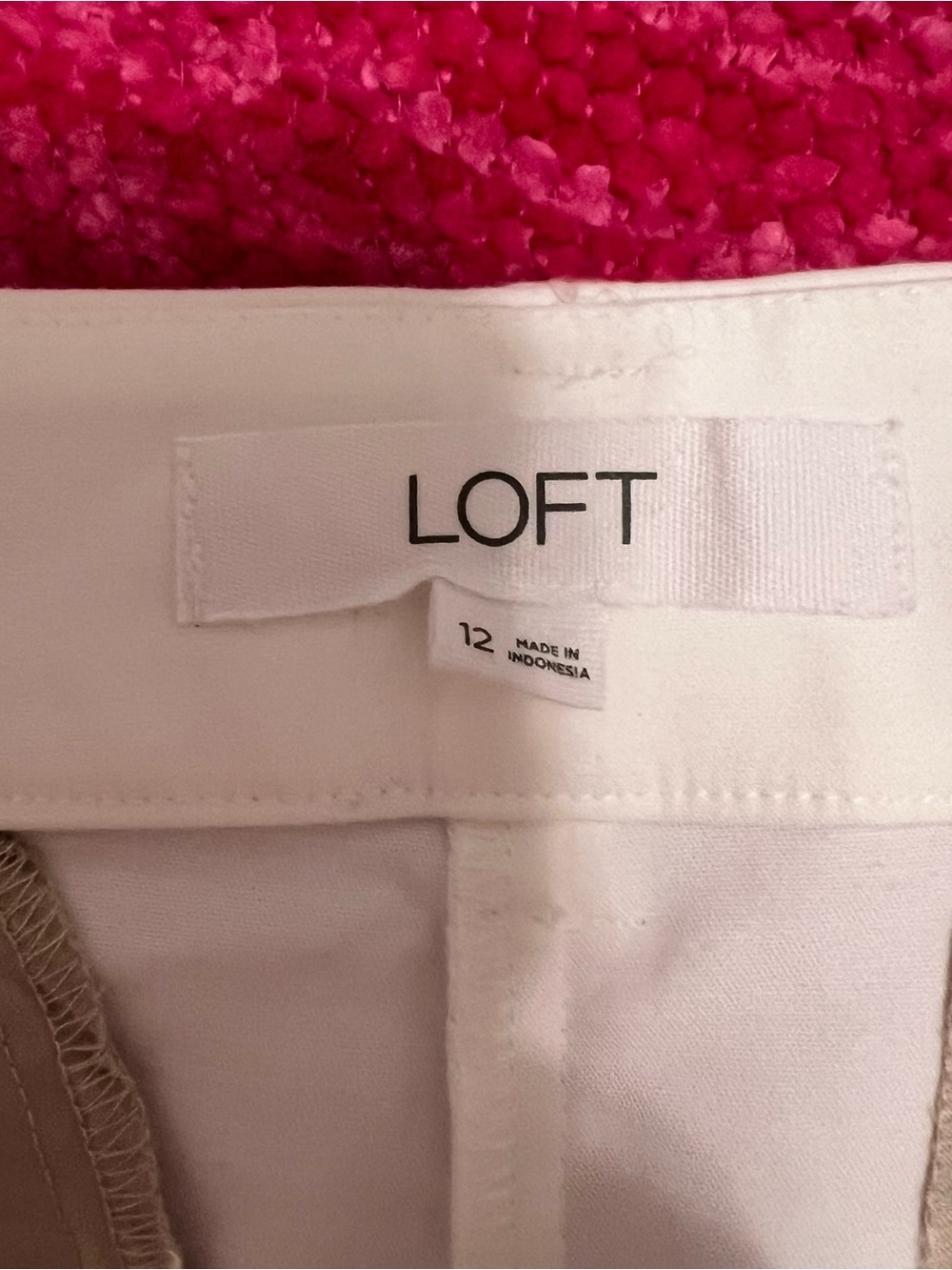 LOFT White Women's Riviera Shorts, size 12, 4” inseam - Picture 2 of 4